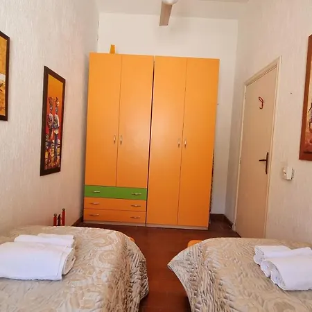 Contura *